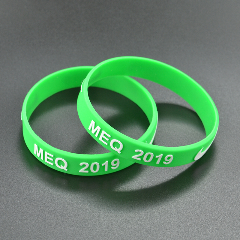 Oem No Minimum Personalised Engraved Rubber Wrist Band Silicon Wristband with logo Custom Promotional Sports Silicone Bracelet