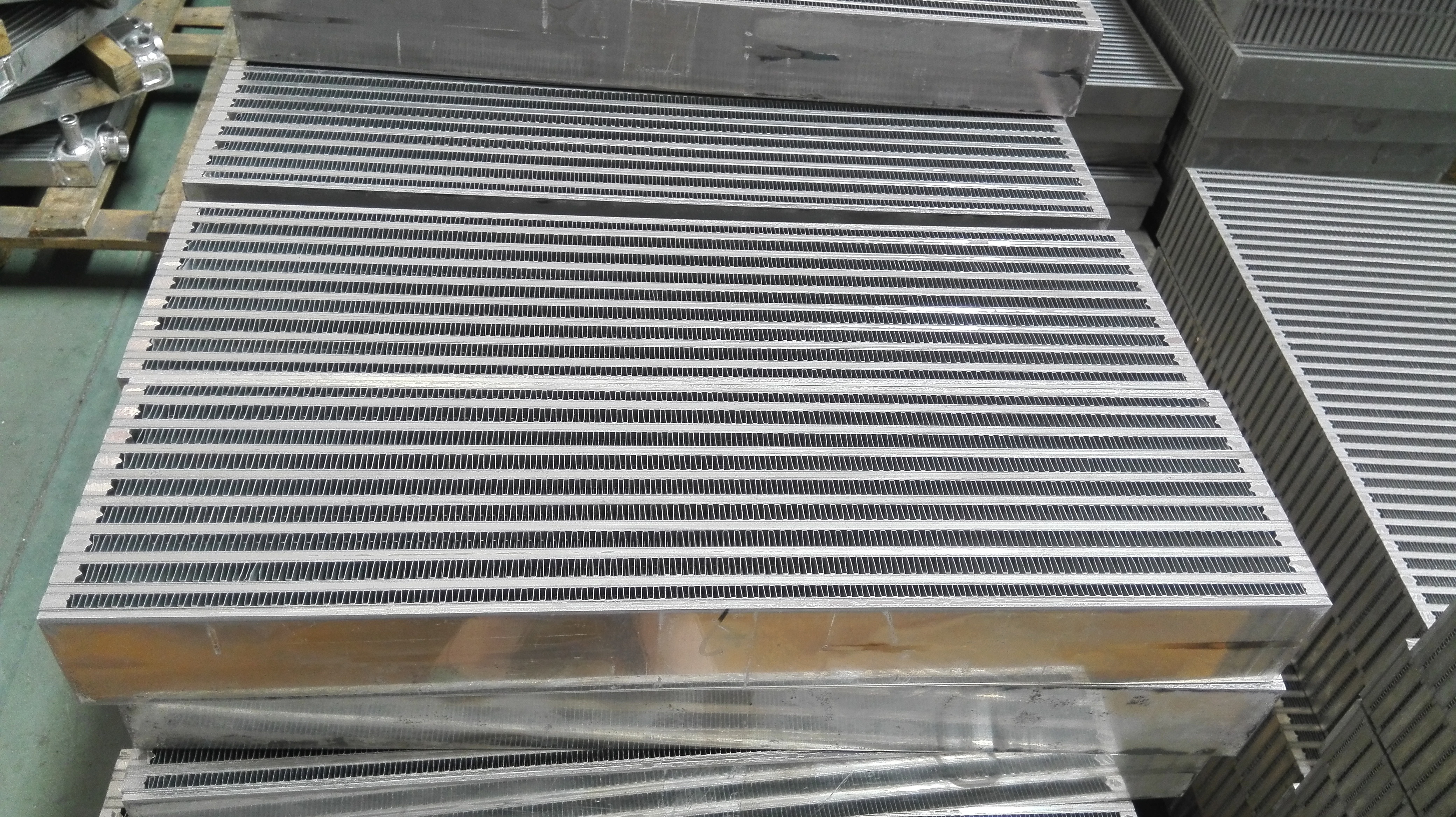 OEM high performance aluminum plate fin heat exchanger hydraulic oil cooler core