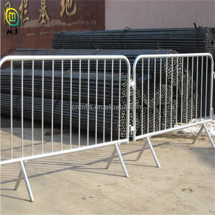 Customized PVC Coated Crowd Control Barriers Fence panels Sustainable Temporary Fence Traffic Safety Barrier