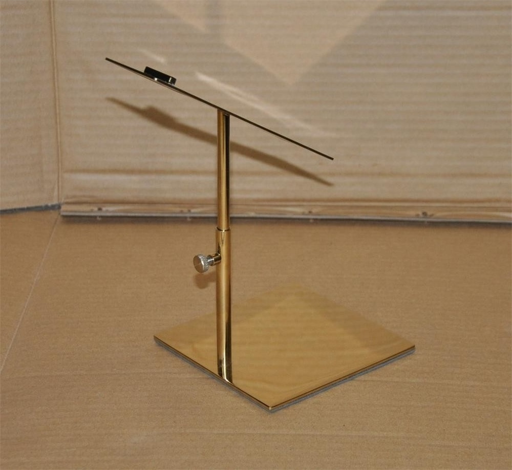 High Quality Titanium Plating in Gold Rotating Stainless Steel Shoe Display Stand