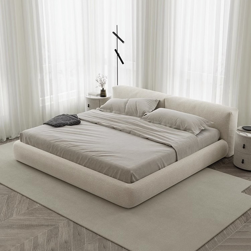 French Cream Style Light Luxury Bed Bedroom Furniture Down Soft Modern Simple Fabric King Size Bed