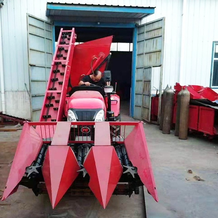 Tractor mount 2 rows 3 rows Mini sweet corn harvester with peeling Self-propelled combine corn harvester corn picker for sale