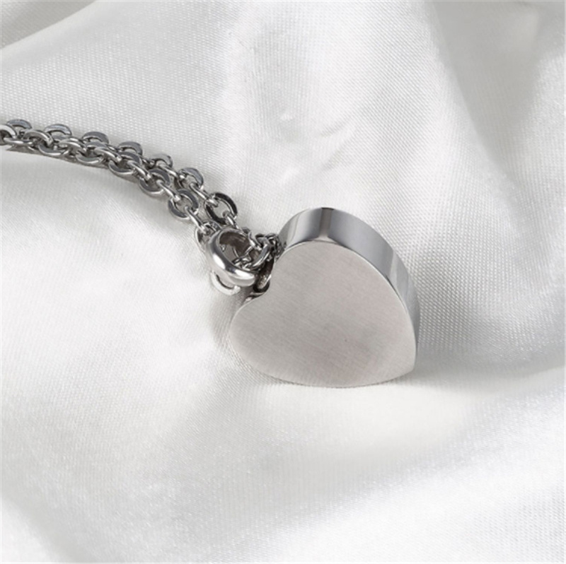 Memorize heart urns cremation urns for pet ashes Necklace