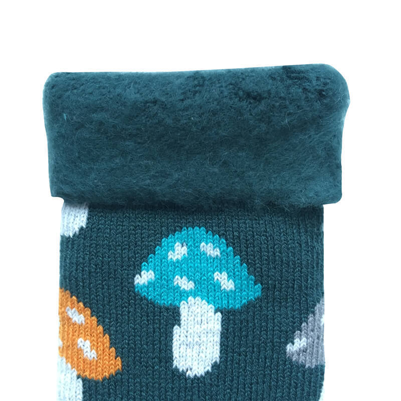 Fleece Lined Mens Soft Fuzzy Socks with Colorful Mushroom