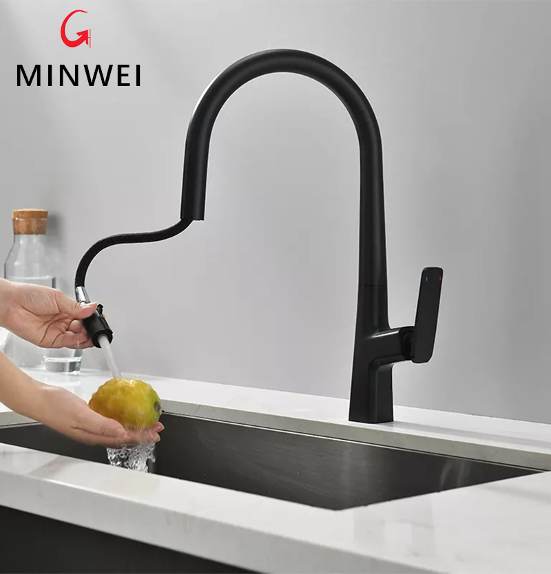 Minwei Faucet Sprayer Faucet Brass Single Handel Pull Out Sink with Pull Down 360 Degrees Kitchen Black Modern Contemporary