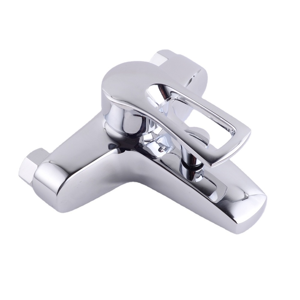 Minwei Durable and Affordable: Deck Mounted Bath Tub Mixer with Brass Body Shower Faucet