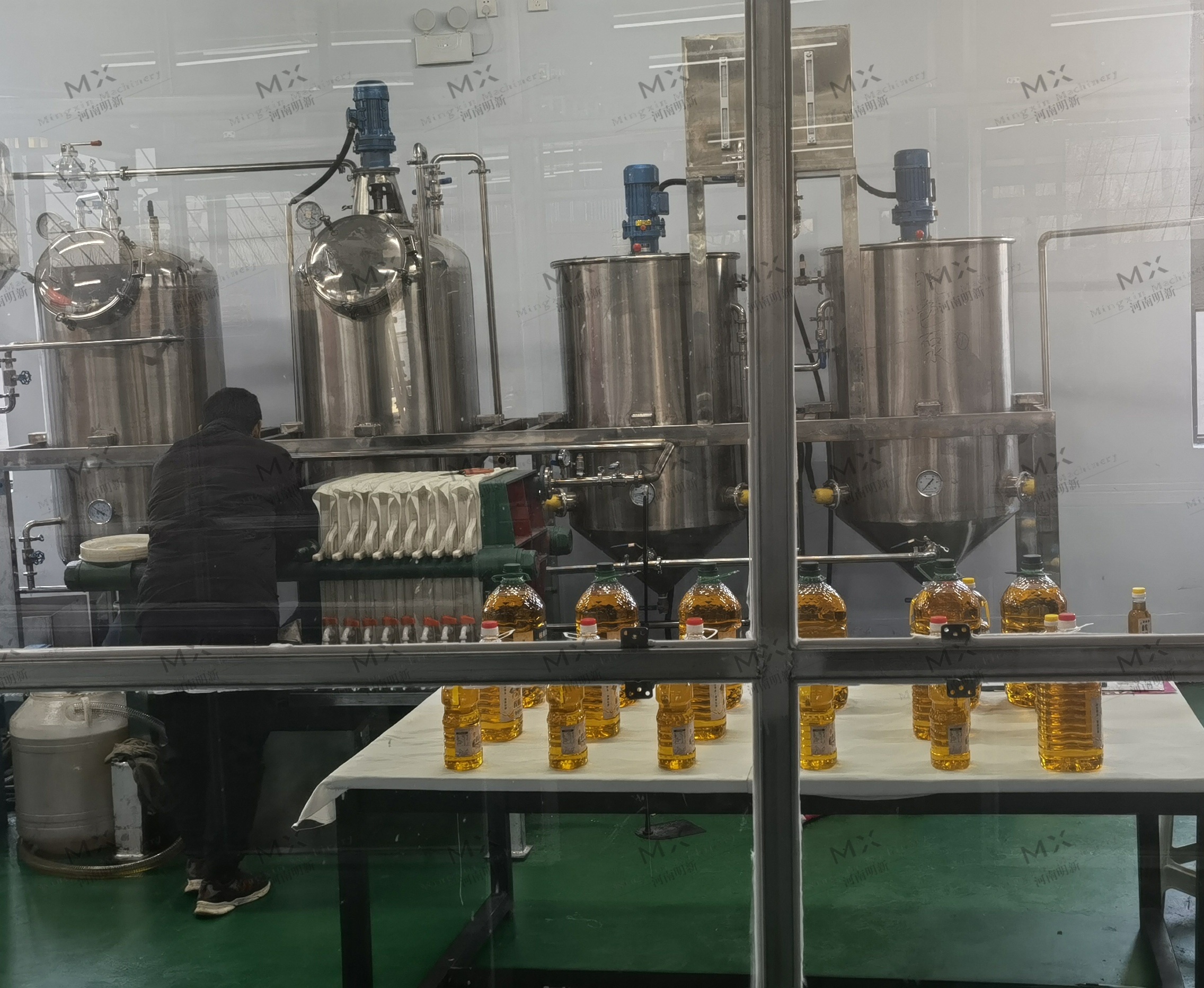 machine of refining waste oils and turn to diesel batch type edible oil refining machine