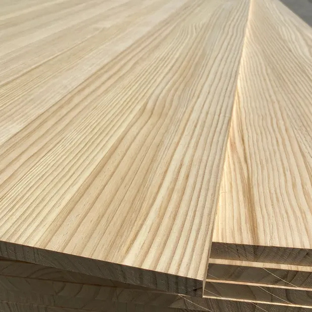 Outstanding Quality Straight Pattern Panel Radiated Pine Solid Wood Plywood For Sale