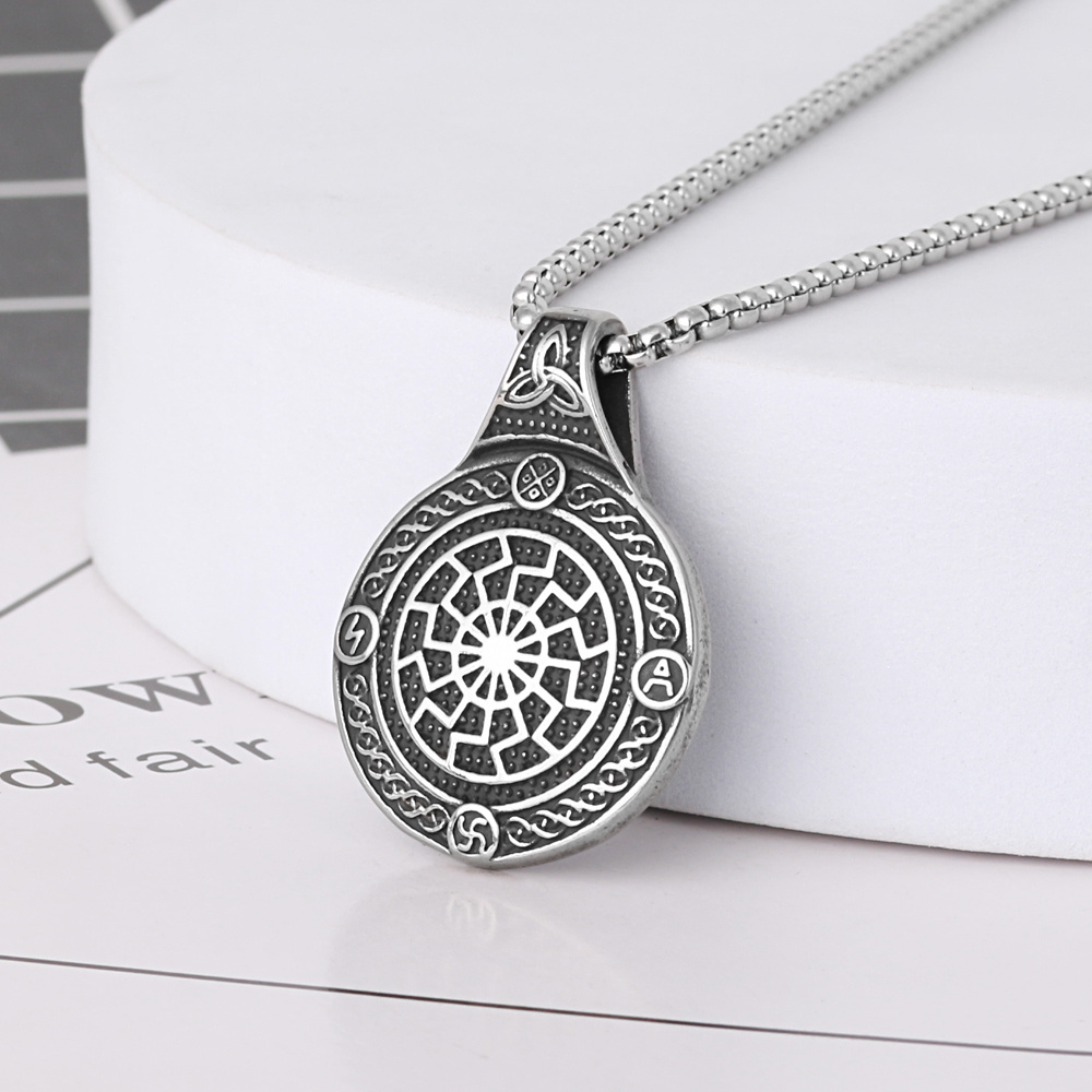 High Quality Viking Valknut Rune Amulet Pendant Necklace Statement Stainless Steel Celtie Coin Pendant For Men