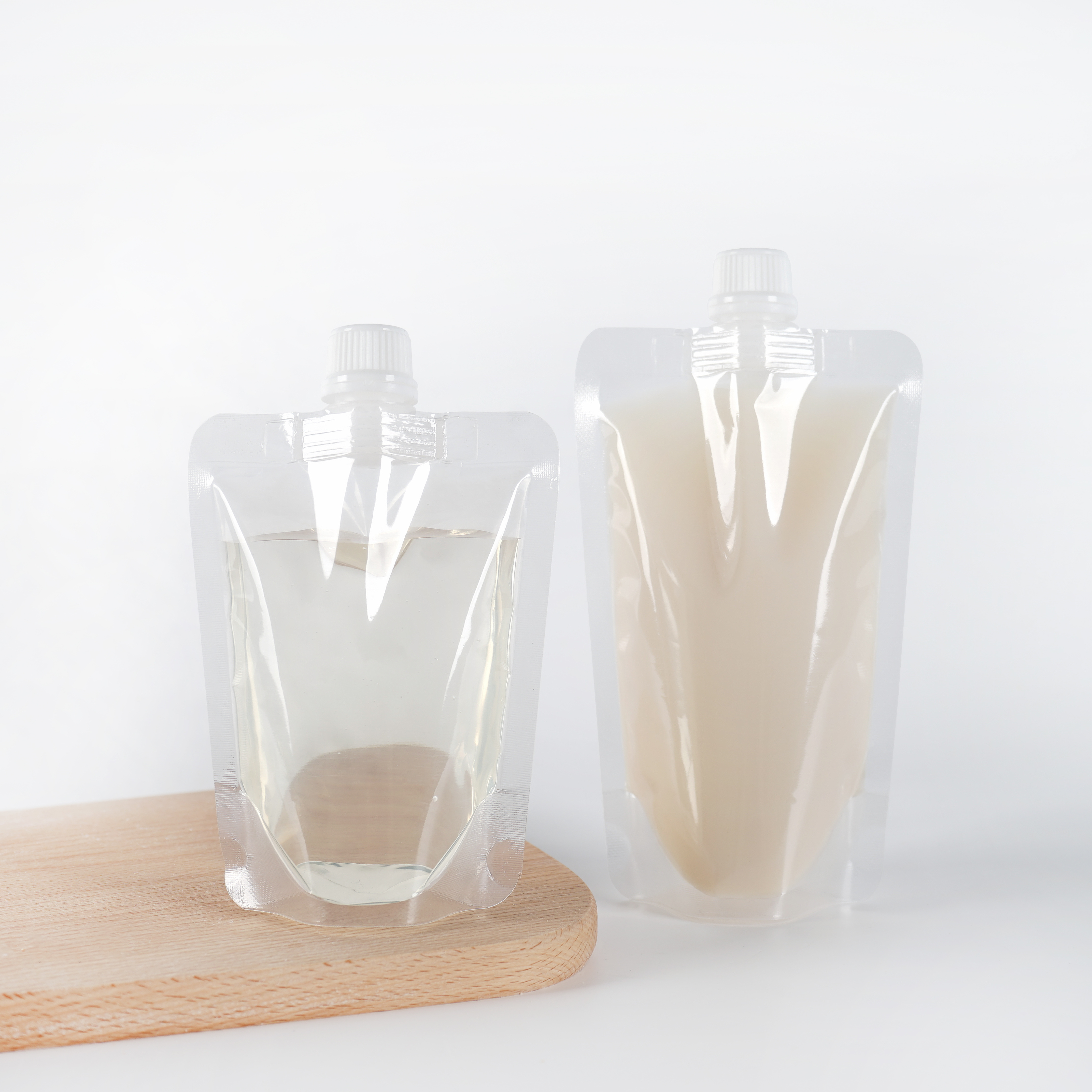 Cheapest Bottle Shape Disposable Plastic Water Pouch