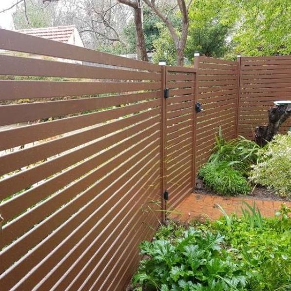 Modern Outdoor Aluminum Alloy Safety Fence Easy to Assemble Powder Coated Frame for Farm and Sport Use Nature Wood Type