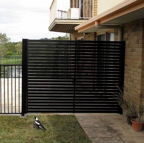 Modern Outdoor Aluminum Alloy Safety Fence Easy to Assemble Powder Coated Frame for Farm and Sport Use Nature Wood Type