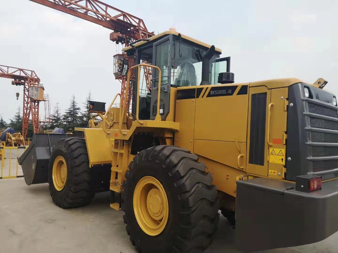 High standard 5Ton Wheel Loader Fl958G with Good Accessory