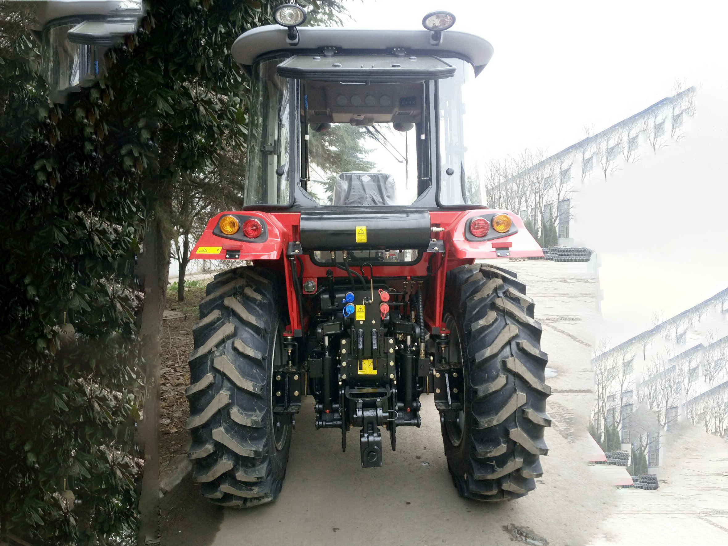 Factory Direct Sale New 80HP 4WD Farm Tractor LT804 in Stock