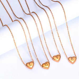 Romantic Heart Pendants Necklaces Women Jewelry 316L Stainless Steel 26 Letters Initial Necklace Rose Gold Chain