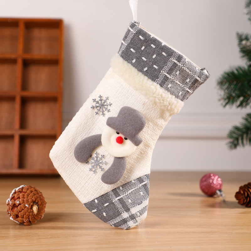 2023 Christmas Plush Plaid Santa Snowman Reindeer Patterns Grey Christmas Stocking Christmas Tree Hanging Gifts In Bulk