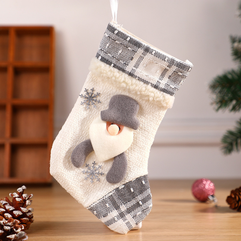 2023 Christmas Plush Plaid Santa Snowman Reindeer Patterns Grey Christmas Stocking Christmas Tree Hanging Gifts In Bulk