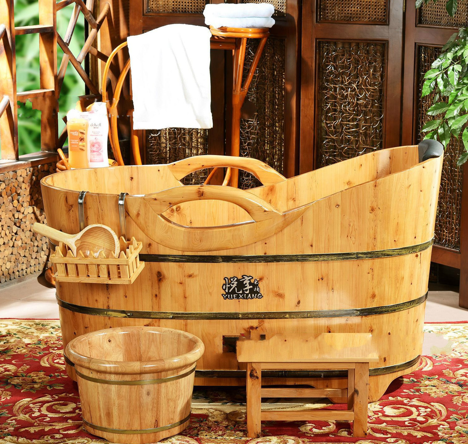 Simple Design Bathroom Freestanding Solid Wooden Barrel Bathtub Wholesale