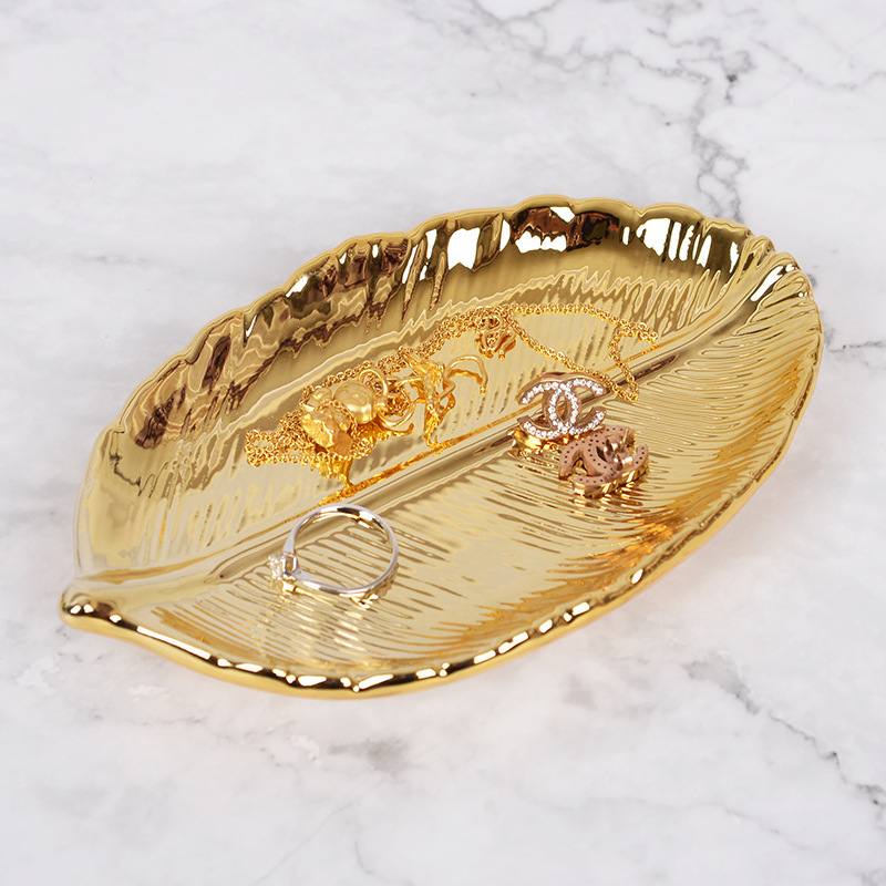 Gold Ceramic Leaf Storage Box Gold Leaf Jewelry Tray Dry Fruit Dish Tabletop Furniture