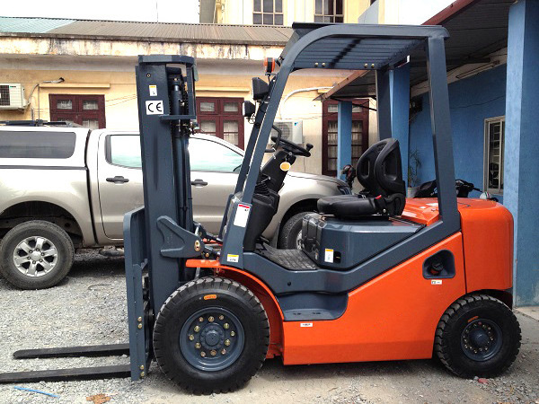 HELI Forklift Triple Container 1.8t Forklift CPYD18