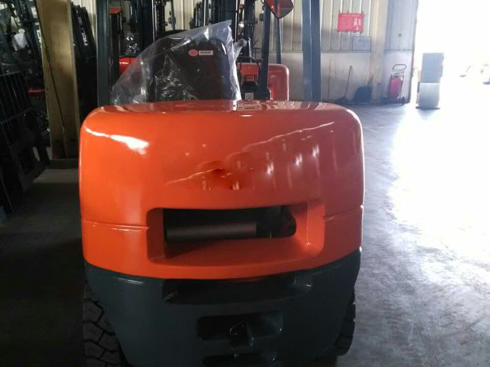 HELI 3.0tons Forklift Paper Roll Clamp Diesel Forklift CPCD30