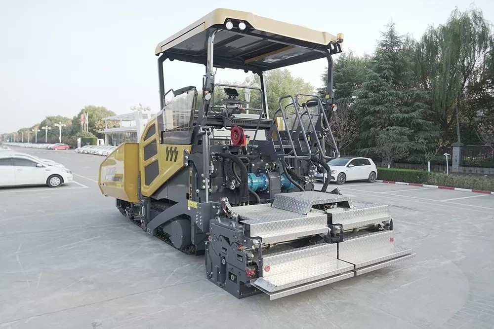 High Quality 3000mm-13 m Road Paver RP1355T Laying Machine Mould Interlocking Asphalt Concrete Paver Machine