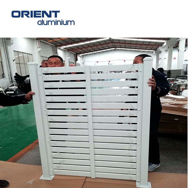 China Factory Garden Aluminum  Privacy Fence Profile Louver Frame  Horizontal Slat Fencing