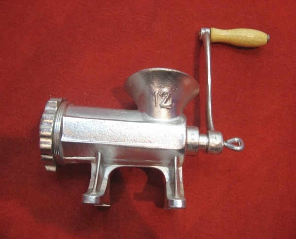 manual meat mincer 12#22#32# orient sun hand crank table mount cast iron meat grinder for home use