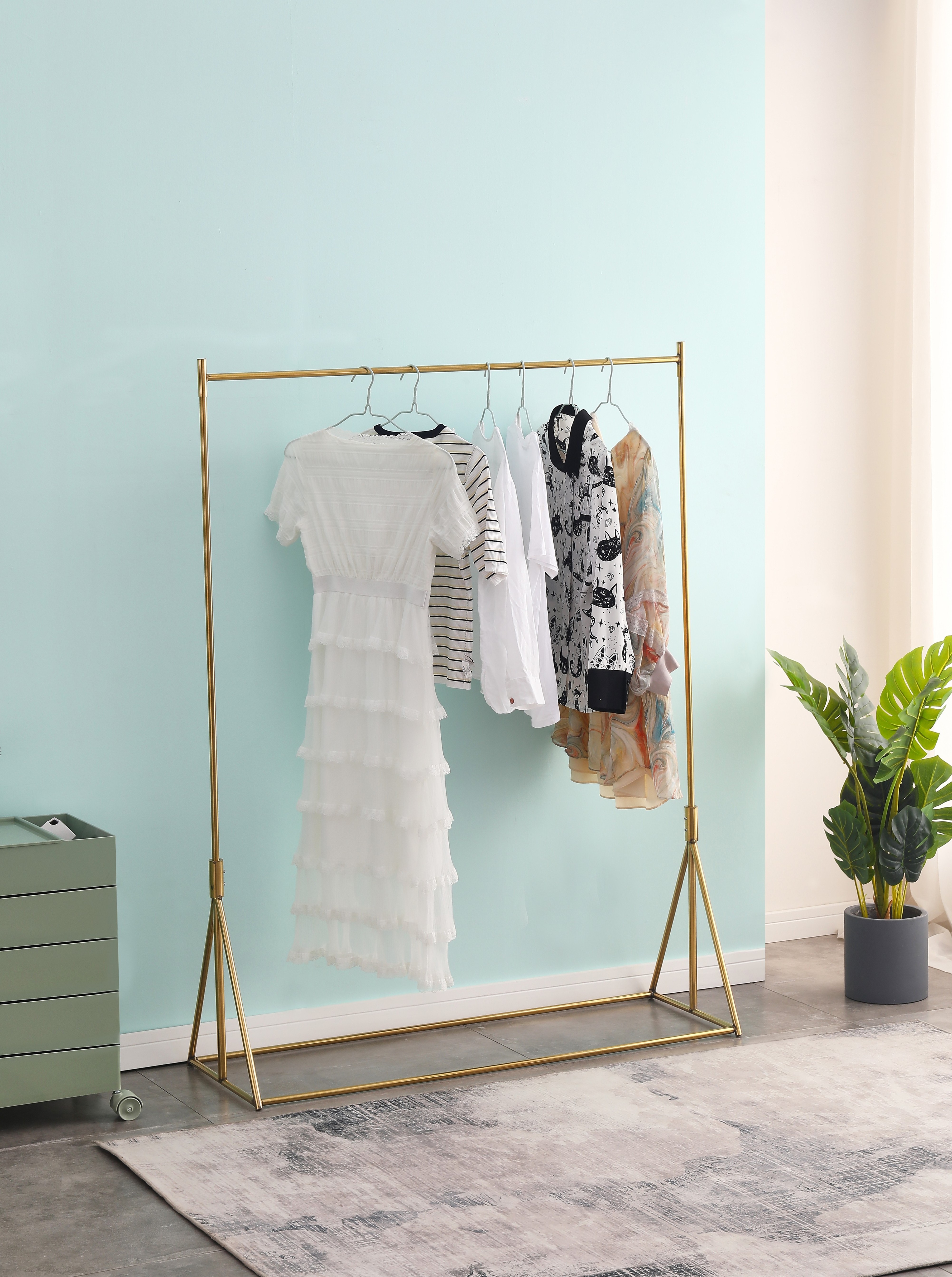 Portable Entryway Hall Bedroom Metal Gold  Clothes Drying Hanger simple floor standing  Hat and Coat rack