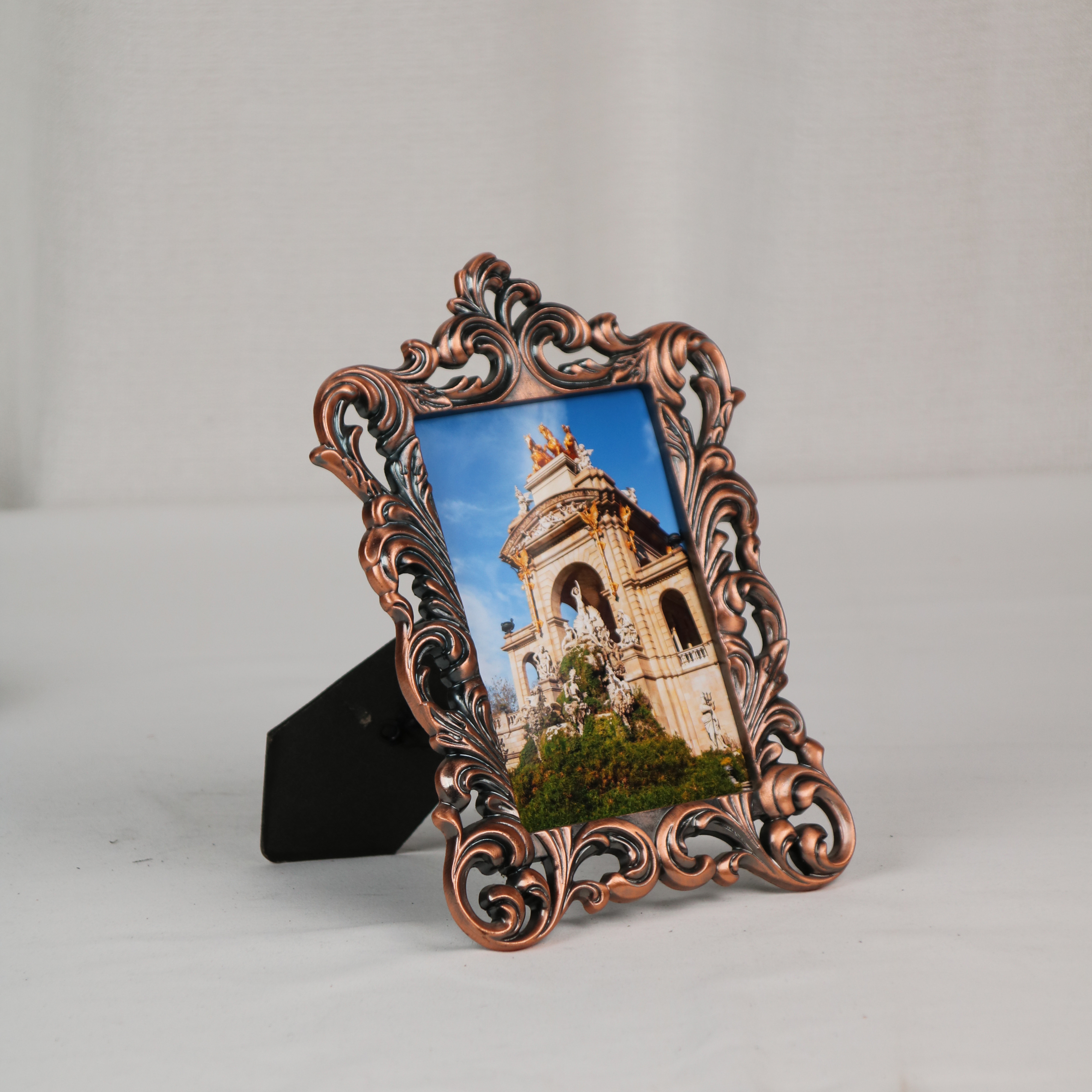 Custom Hollow-out Paris Travel Souvenir Picture Metal Photo Frame