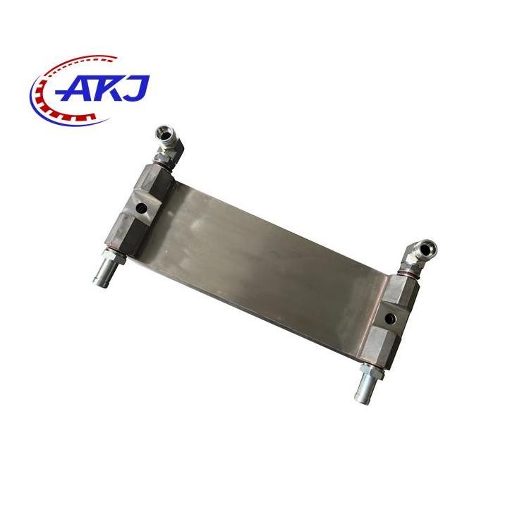 Engine Water Oil  Heat Exchanger for VolVo Wish 20810985 Oil Cooler