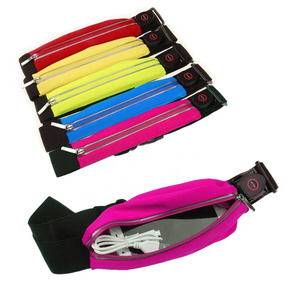 Hot Sale Custom Adjustable Reflective Elastic Running Sport Waist Belt PVC Plastic Keychain for Parties LED Luminous Bag