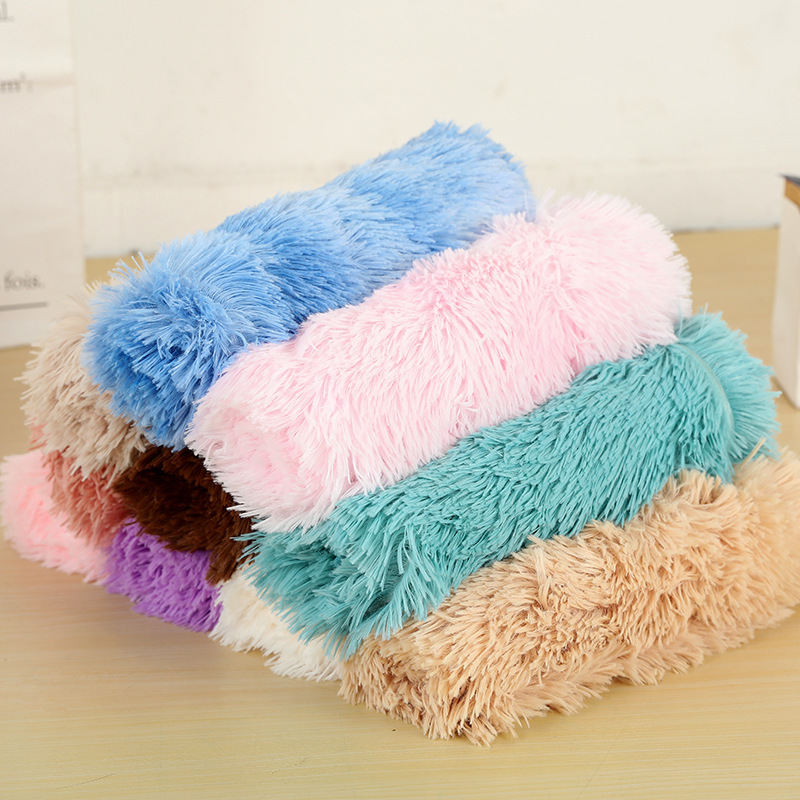 Factory wholesale soft plush pet dog mats, warm pet dog blankets