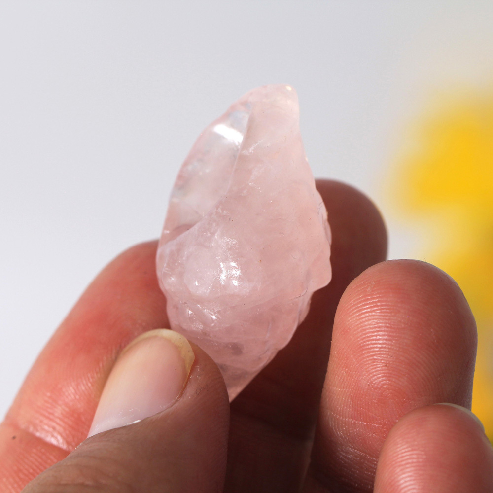 Wholesale Natural Rose Quartz Shell Carving Healing Stone Crystal Amethyst Conch Carving For Children's Gift