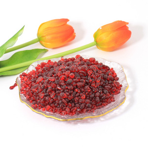 Factory Price Red Glass Chips Healing Stone Red Glass Coloured Glaze Chips Gravels For Home Decoration