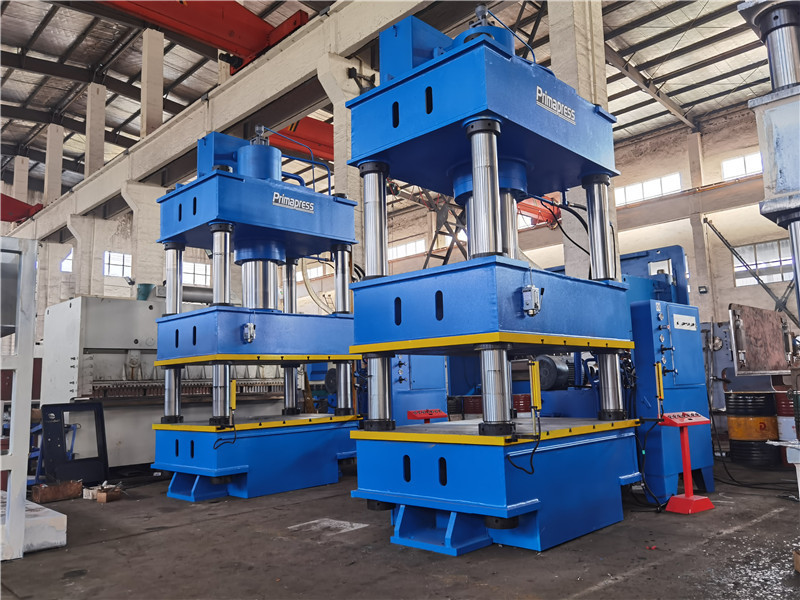 New Y32 300t four column brake pad making heat hydraulic press machine powder forming hydraulic press PLC Servo motorautomatic