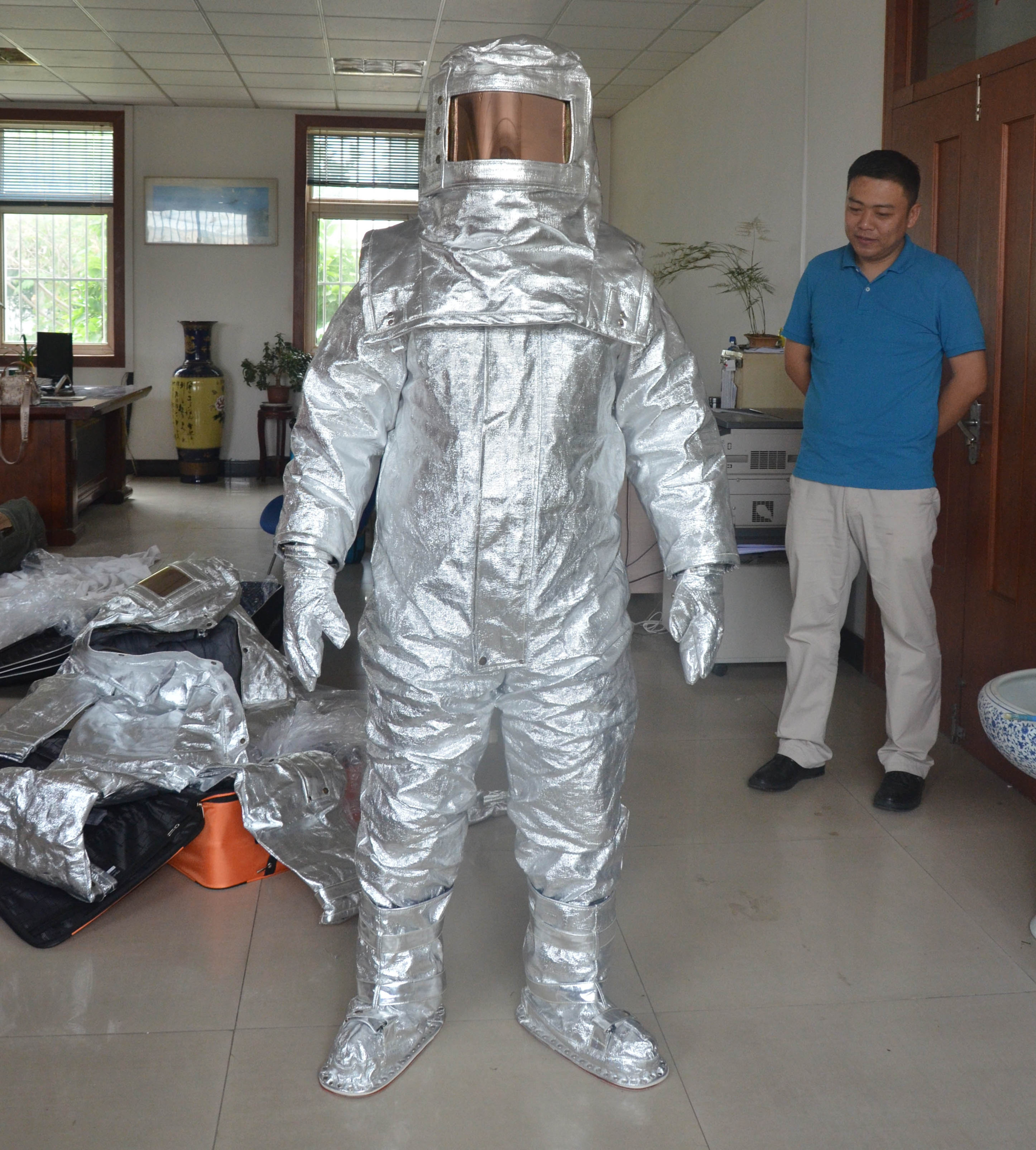 Aluminium Fire entry suit uniform fireman suit safety clothing anti-radiant heat