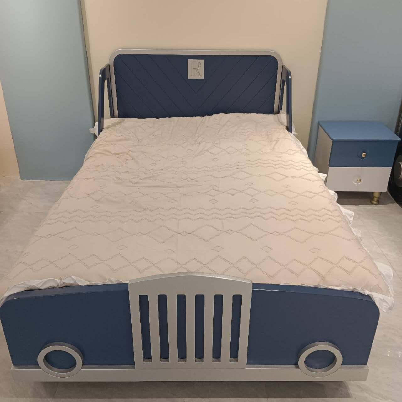 Children bedroom wood furniture full size blue solid wood customization wooden car bed