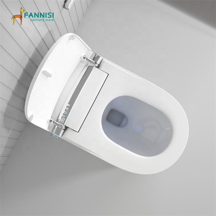 High quality bathroom intelligent toilet 220V automatic flush and cleaning toilet ceramic toilet