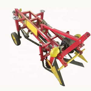 Farm Tractor mounted Peanut Harvester Groundnut Digger harvesting machine with High Quality