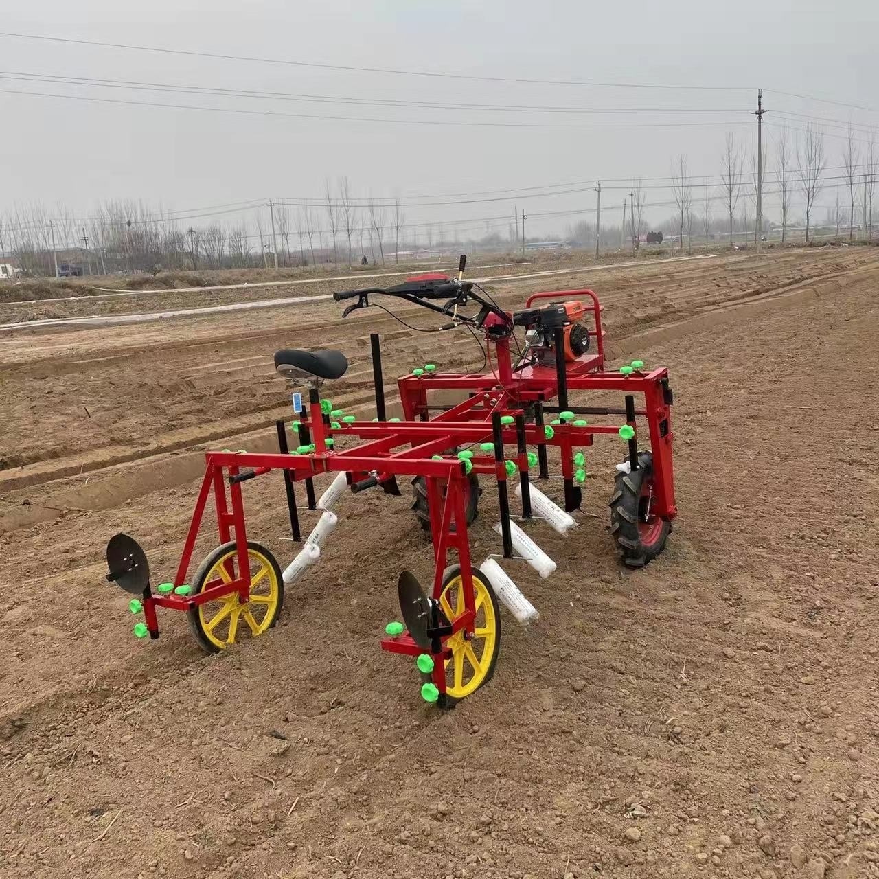 New design agricultural high bow plastic film mulching covering laying machine