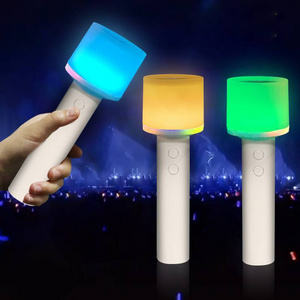 18*5cm Plastic LED Glowing Flashing Stick Flashlight Function Fans Concerts Festivals Parties Also Easter Halloween Celebrations