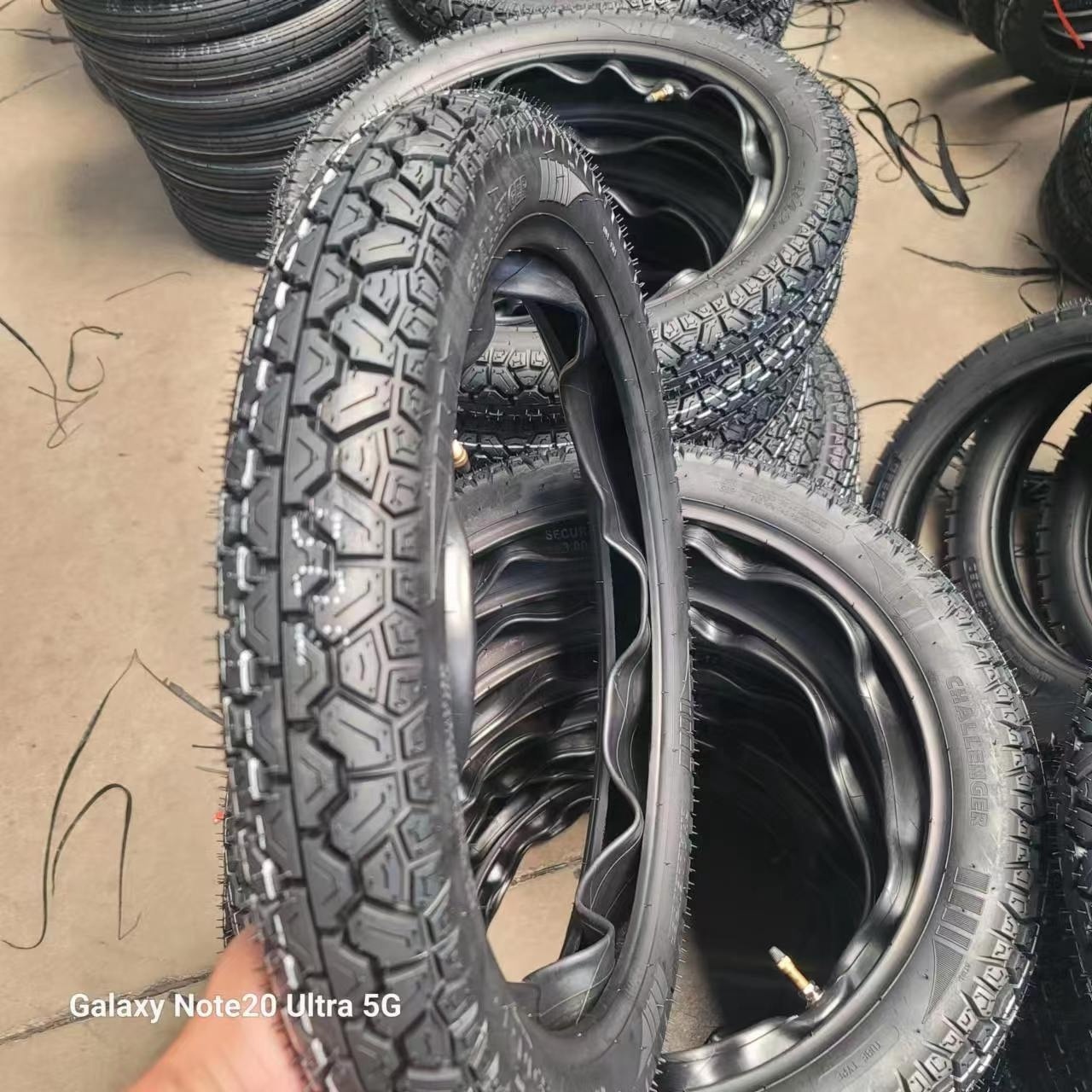 hot sale 300/17 tire motorcycle quick tires motorcycle tubeless tubeless tire for motorcycle by 17