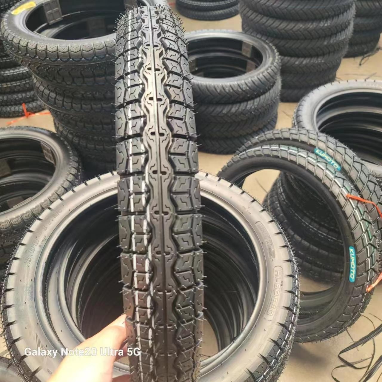 hot sale 300/17 tire motorcycle quick tires motorcycle tubeless tubeless tire for motorcycle by 17