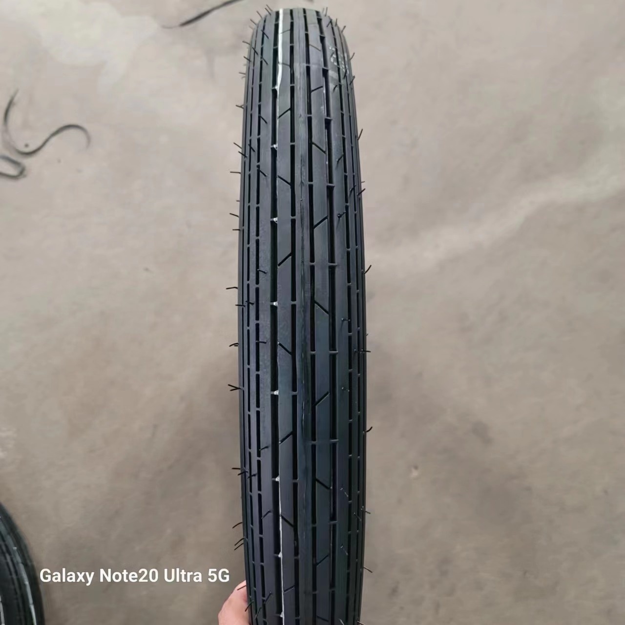 Africa Hot Selling 2.75-17 Suzuki Bajaj Motorcycle Tyres  Bajaj  Motorcycle Tires