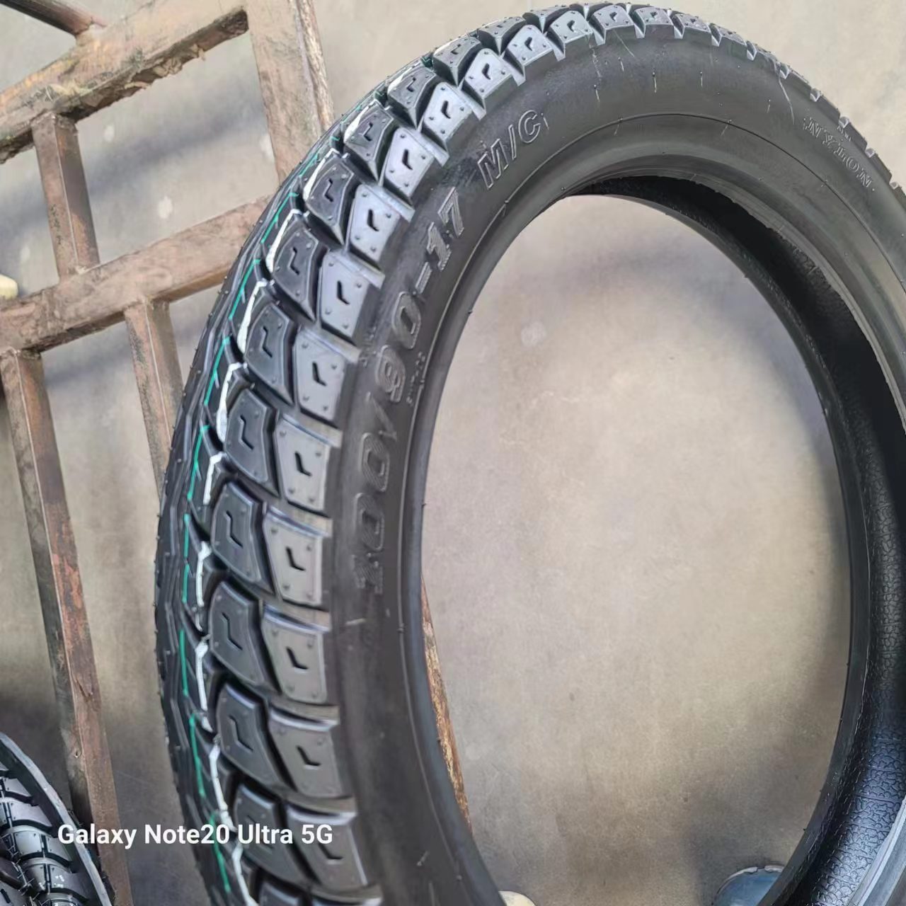 OEM ODM Explosion-proof  Motorcycle Tyre 100/90-17 6pr 8pr Super Wear-resistant Motorcycle Tire /tyre