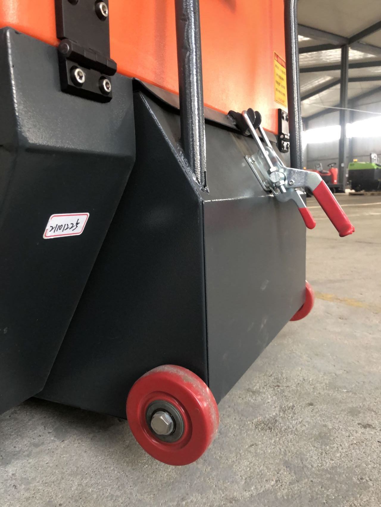 big cleaning size electric battery working china small sweepers