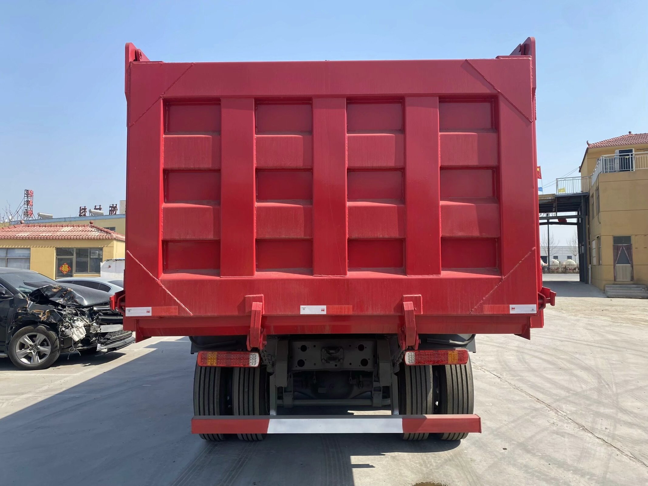 High Condition Tipper Truck 10 12 Wheels Dumper 8x4 CNHTC Dump Truck For Sale