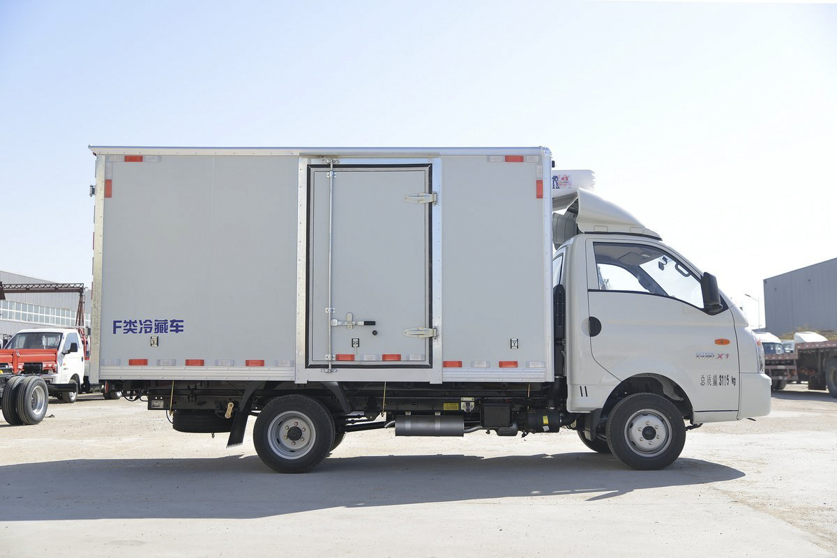 Hot Quality shacman Used 5 Tons Electric Refrigerated Truck For Sale