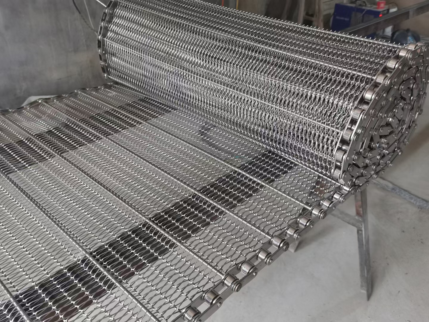 High Quality Food Grade Stainless Steel Wire Mesh Conveyor Belts Chain Link Conveyor Belt